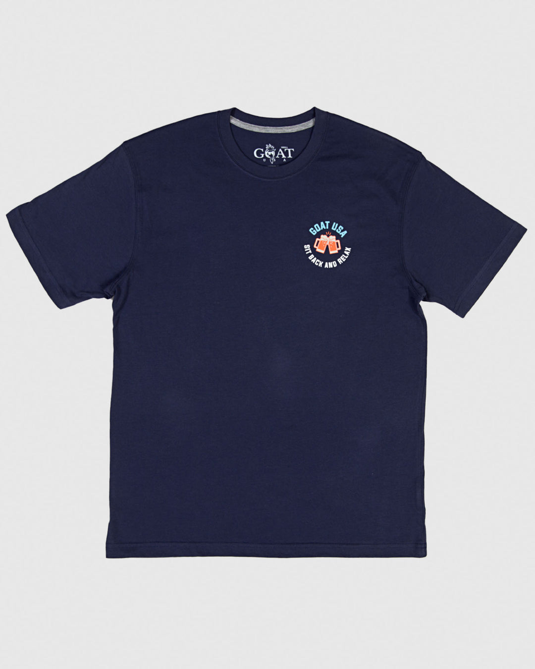 Navy t-shirt with two mugs "cheersing"